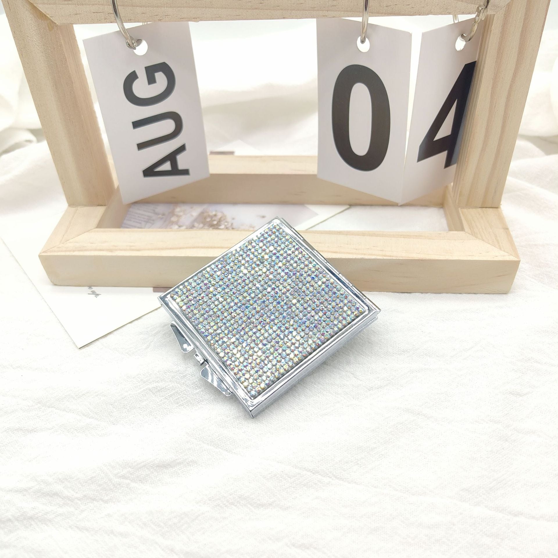 Wholesale fashion block metal cross-border rhinestone fashion folding makeup mirror